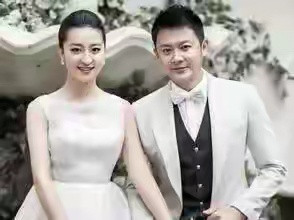 精心伪装豪门妻子，谎话连篇，学历家世全造假，一段婚姻人财两空