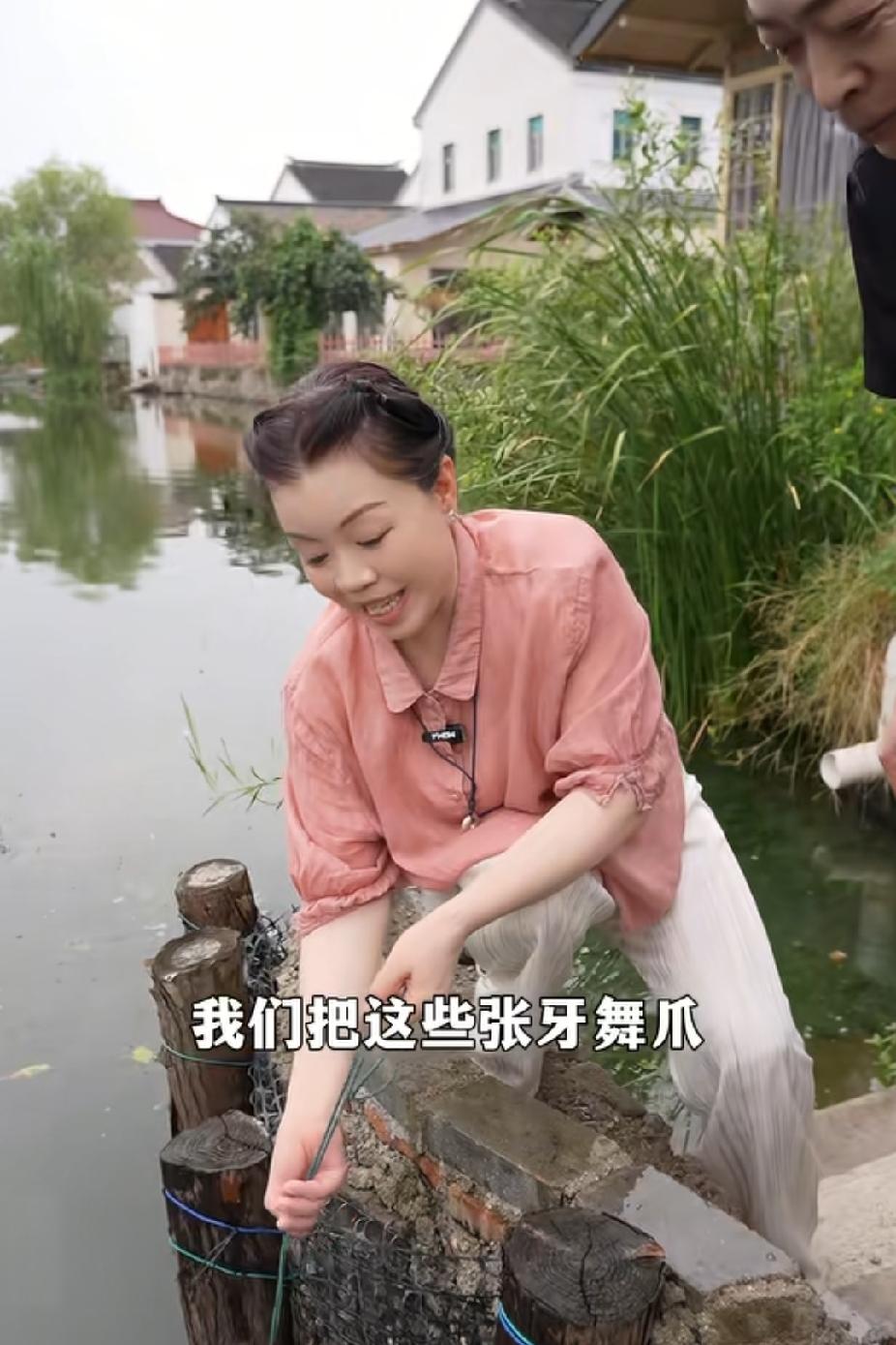 柴桑大姐直播劝大家：要谨言慎行！大姐今天直播时劝大家，要理性理智，谨言慎行！