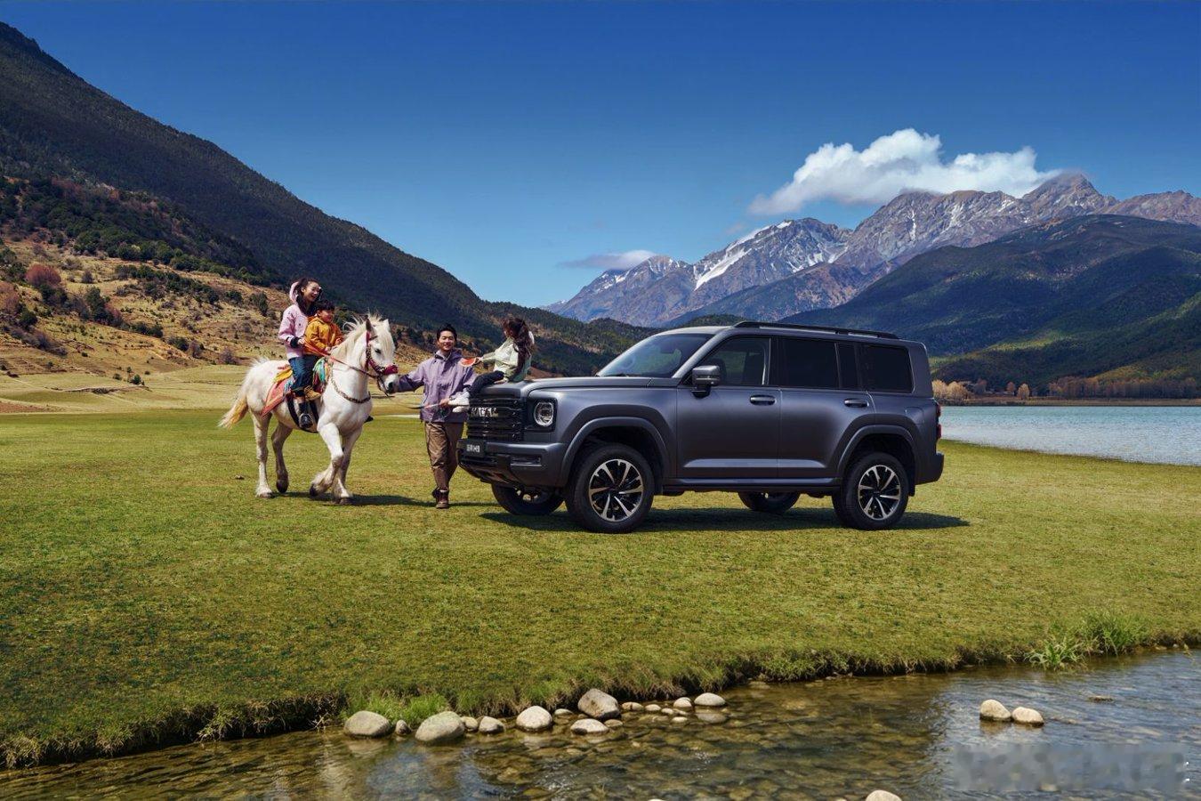 我一直认为，哈弗H9才是长城硬派越野的标杆。不论是越野性能，还是空间，或者舒适性