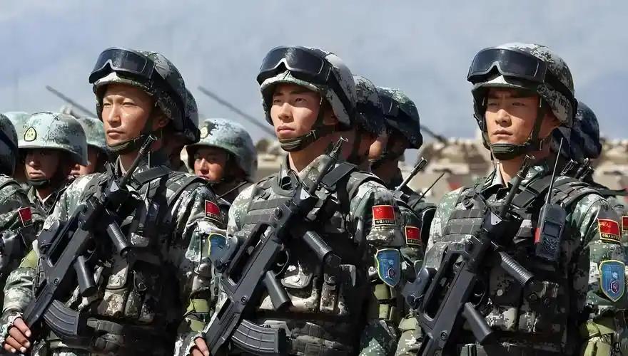 美国智库此前曾发出警告：一旦台海地区爆发冲突，将对中国实施大规模轰炸，按此推演，