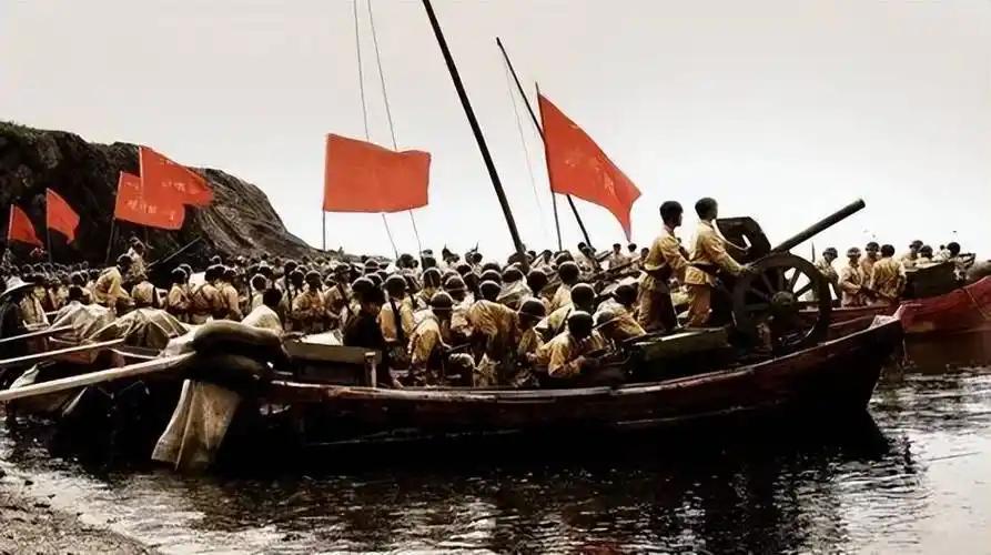 我当兵时就在金门岛对面的大嶝岛，新兵连指导员说，当年解放金门岛战役，上去了近万人