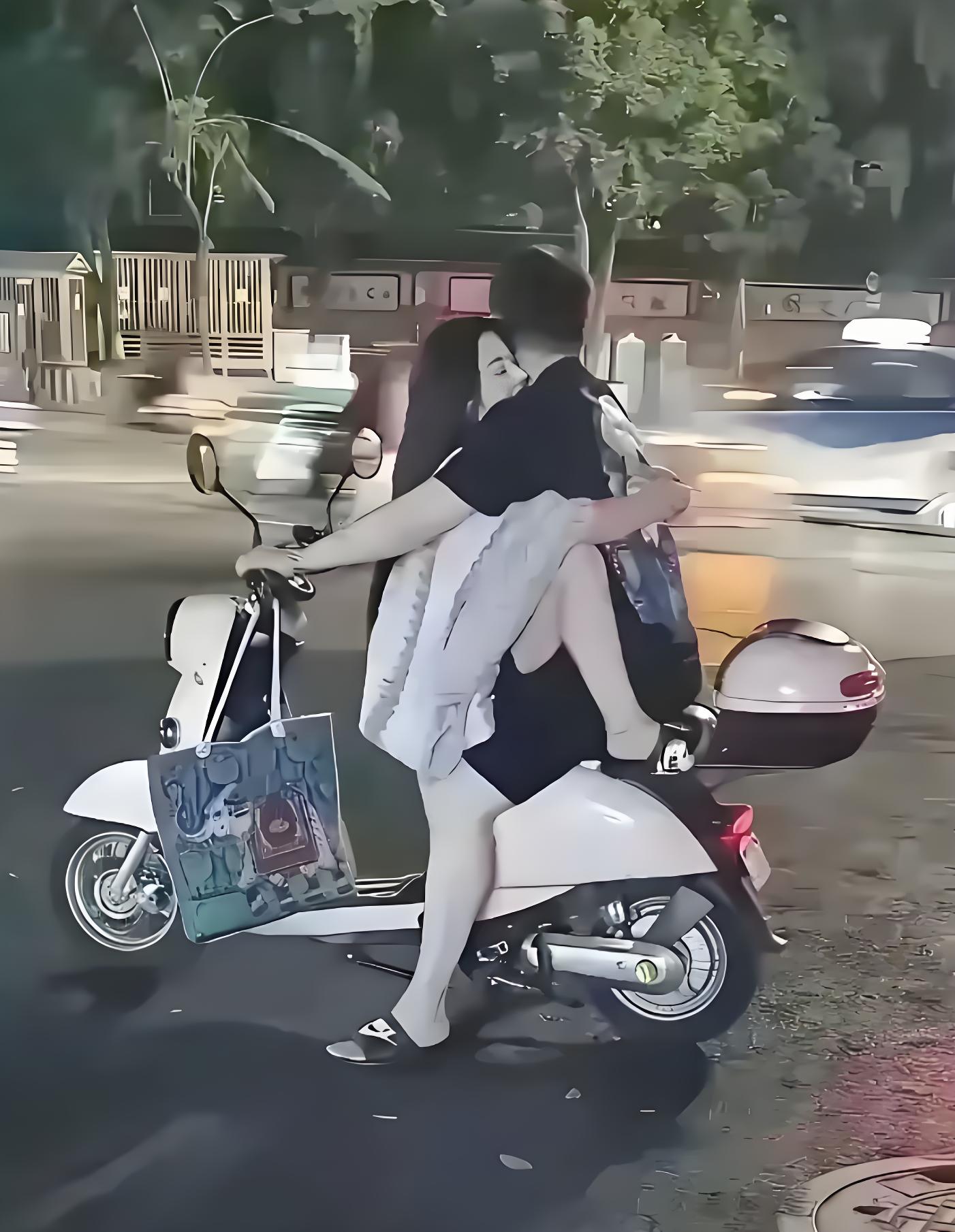 晚上看到的，这算是真爱了吧？