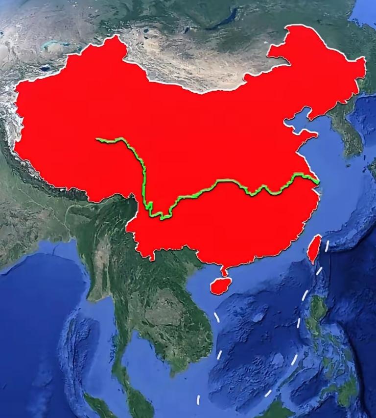 仔细看，会不会吓出一身冷汗来？云南西北部，地图上缅甸凸出进来那一块，要是再往