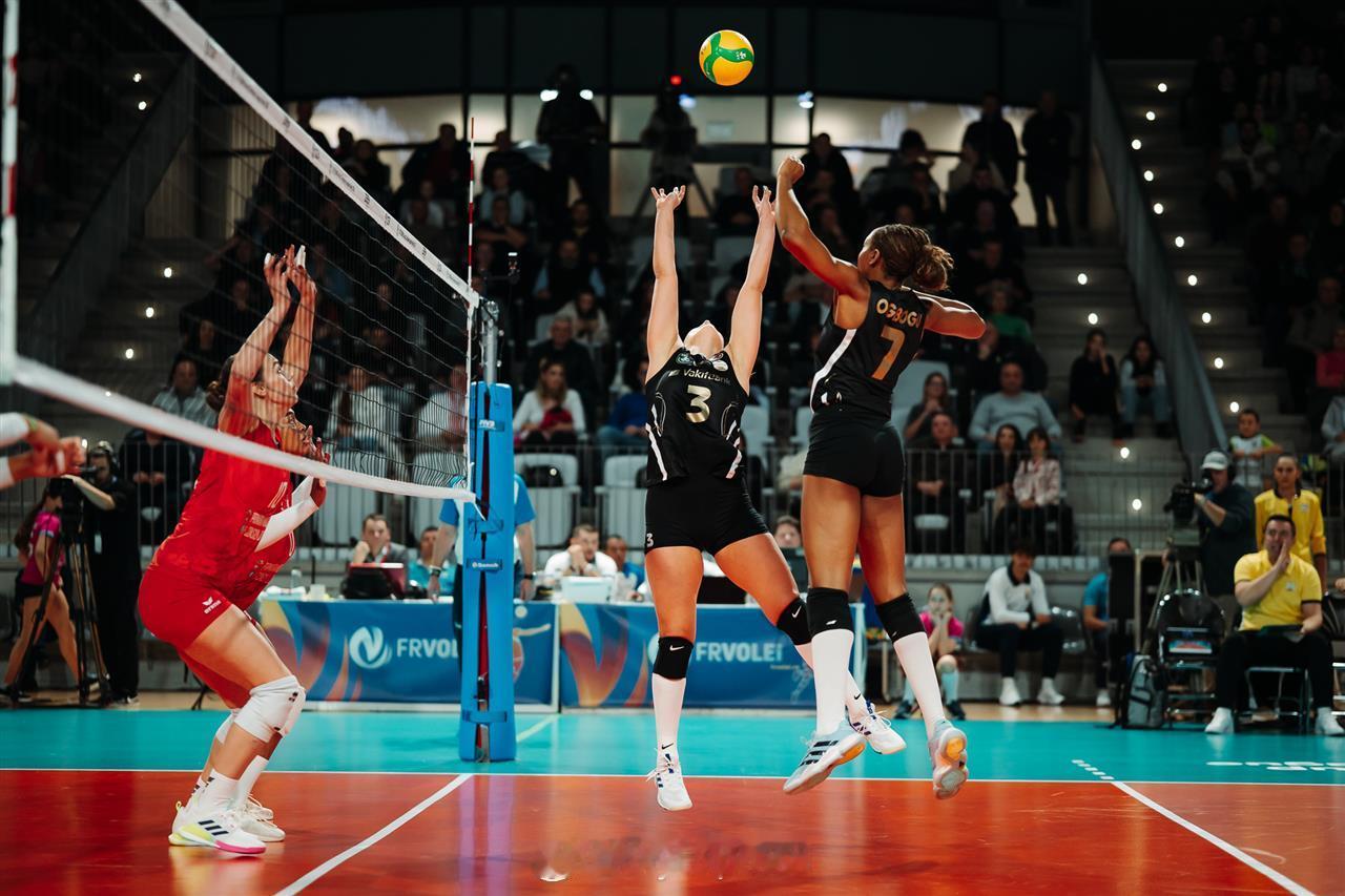 【欧冠女排瓦基弗3-1布拉日博斯科维奇26分MVP】国际排坛战报速递12月2
