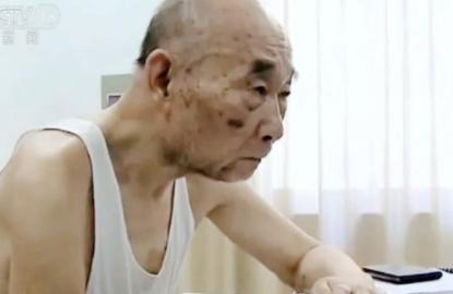 中国导弹精准度拉满，全靠这位穿5元背心的老人！徒手造出价值上亿装备的他，