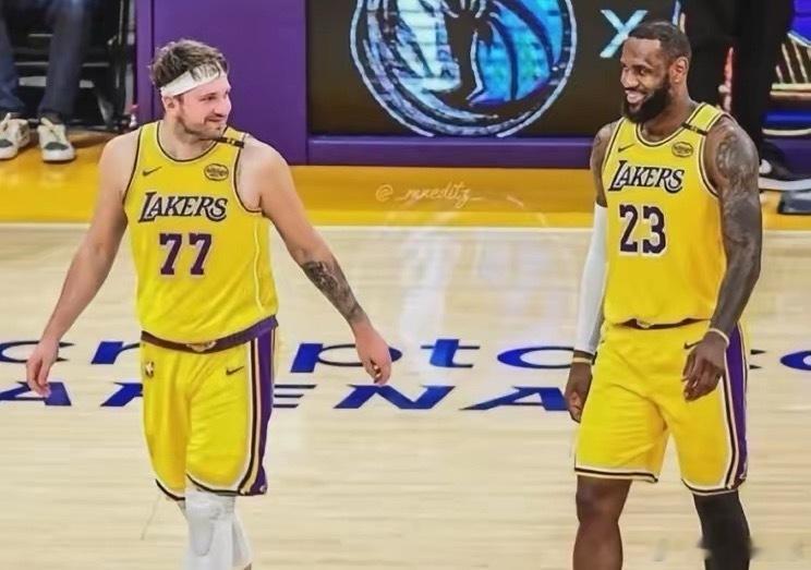 东契奇二胎得女东契奇迎二胎这事已经敲定要缺席两场比赛啦，这选择没人喷还全是祝福，