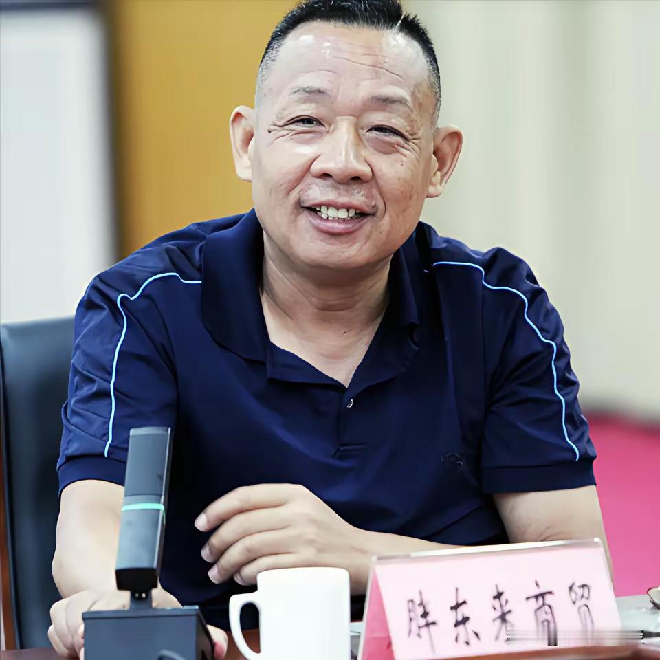 胖东来危机：企业家言行的边界之思曾凭借极致服务与员工关怀，胖东来成为零售行业