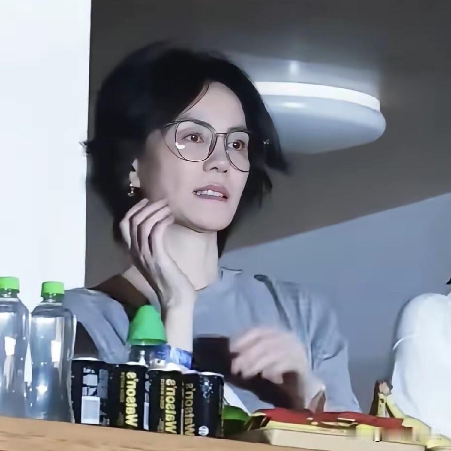 那英这场演唱会，把内娱半壁江山都搬来了，平时难得露面的王菲、宋丹丹、黄渤