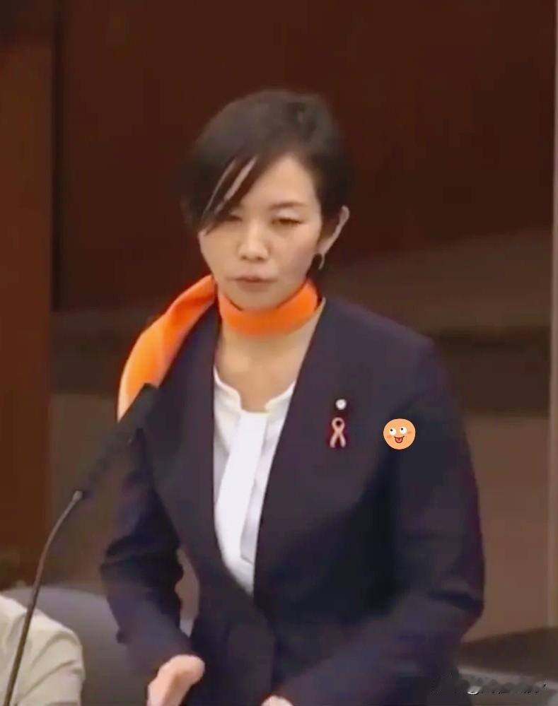 日本有一个女议员在国会上的发言，视频被传到了全世界。说句实话，听完她的每一句话，