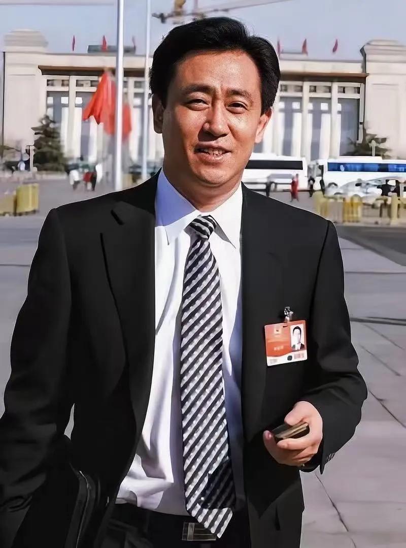 99%的老板不过都是牛马而已，而且是最底层的牛马。根本别喊他们资本家，他们压根不