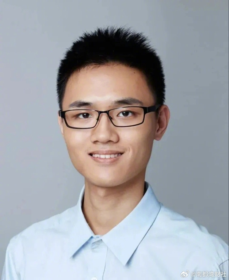 【#阿里辟谣千问大模型核心团队集体离职#：基模团队没被要求日活等KPI】#阿里披