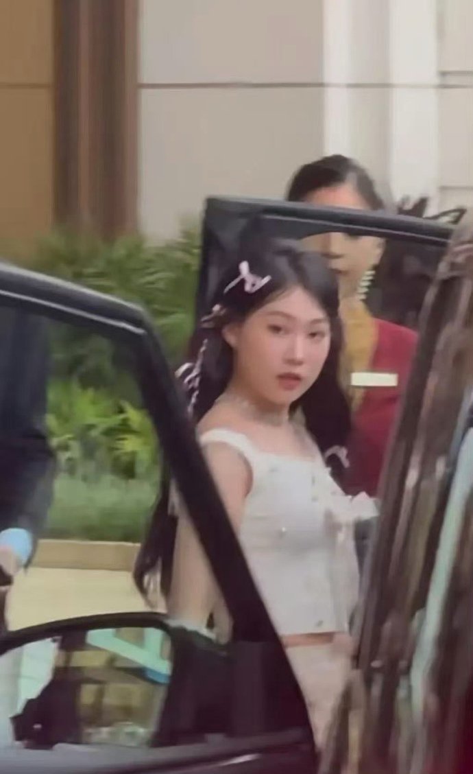 沈佳润是越长越漂亮了啊！​​​​