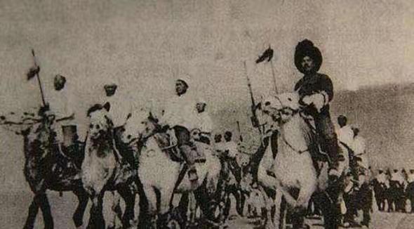 1949年，毛主席收到苏联绝密情报，立即下令，全军进攻西北马家军。早在193