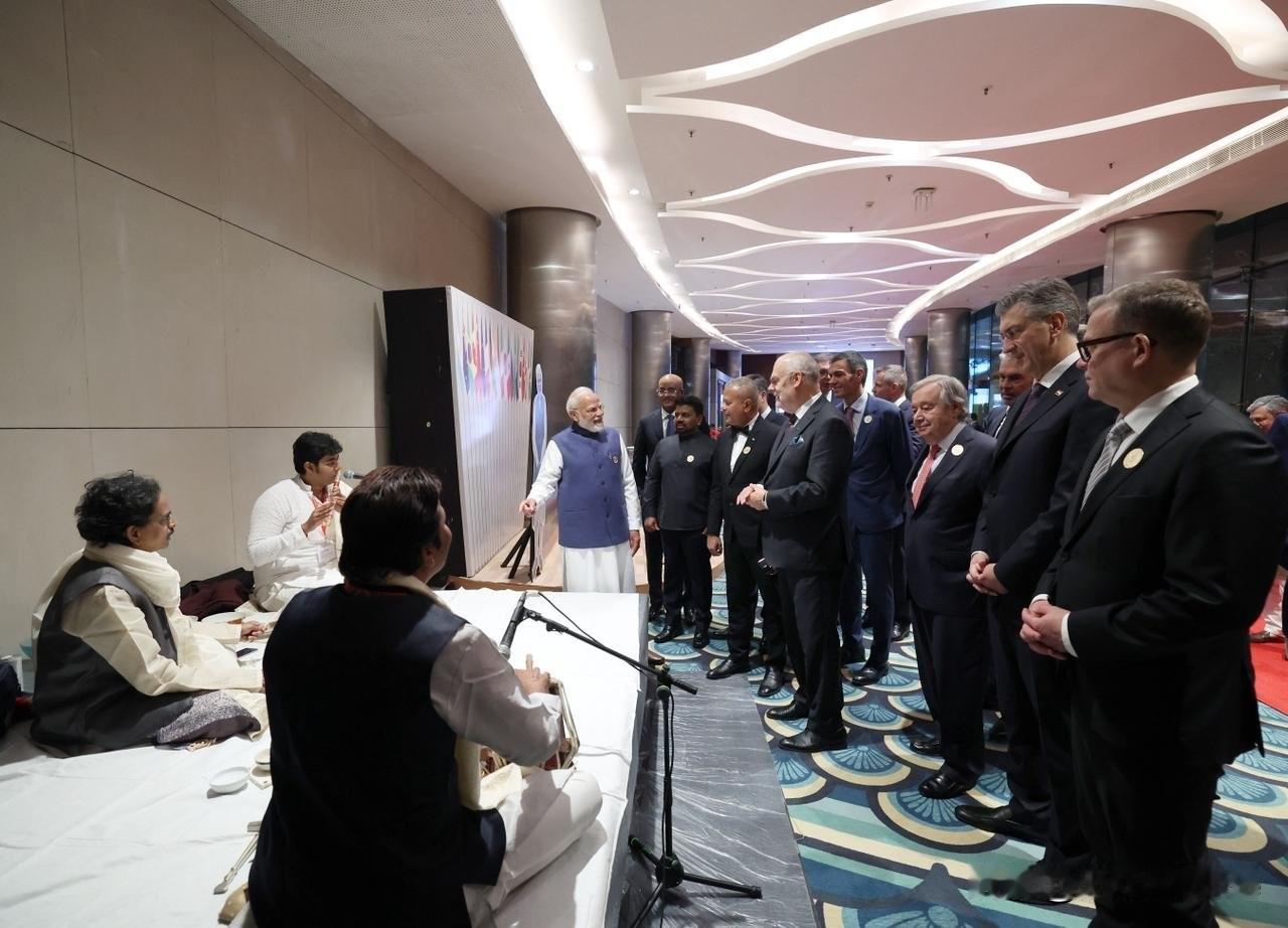 印度新德里在2月16到20日，一场被寄予厚望的人工智能盛会正徐徐展开。2026印