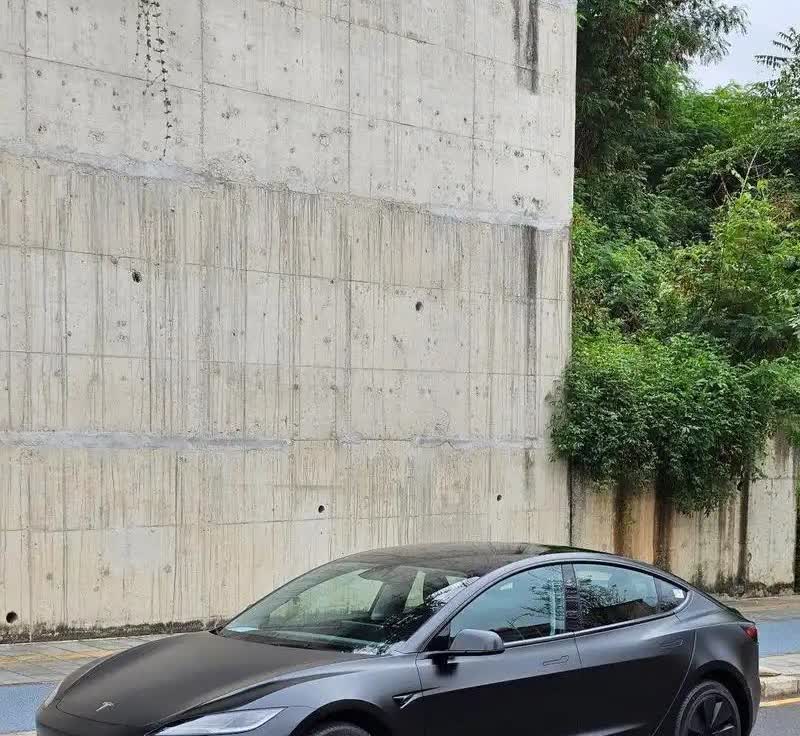 特斯拉焕新版MODEL3又要改款？是的，年中改款版7月上市！到底有哪些炸裂改进