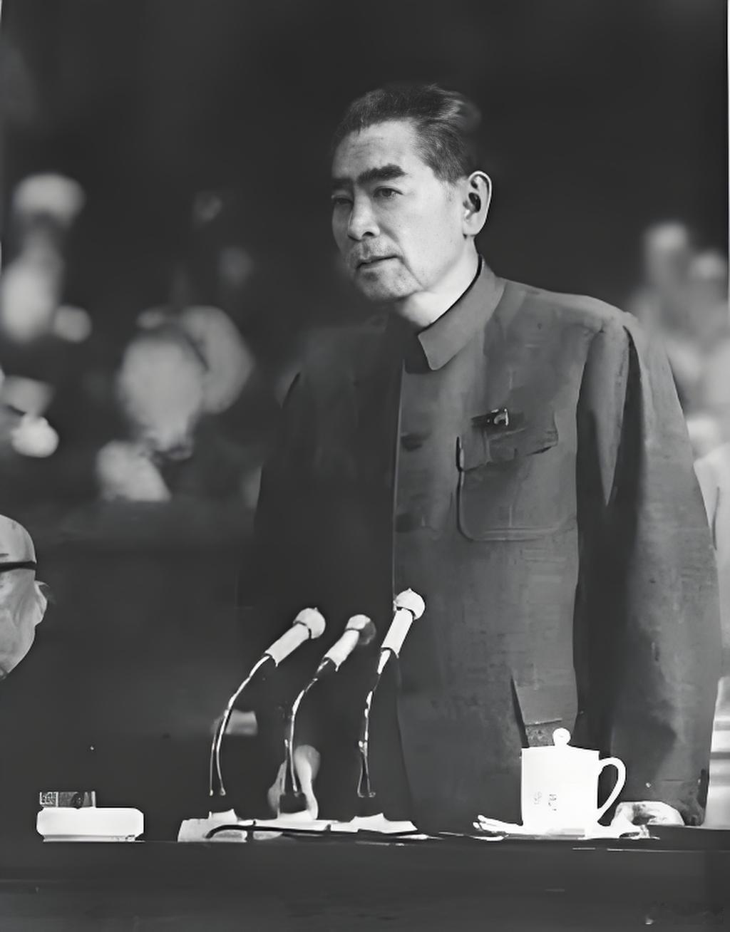 伟人千古浩气长存