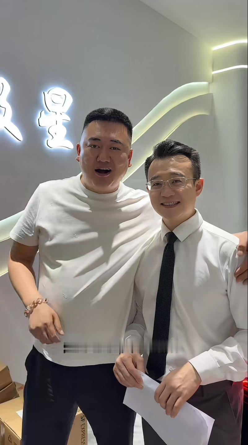 石家庄“贷款王”张晓民，心里不平衡了！和他关系最好有300多万粉丝的大网红叶子小