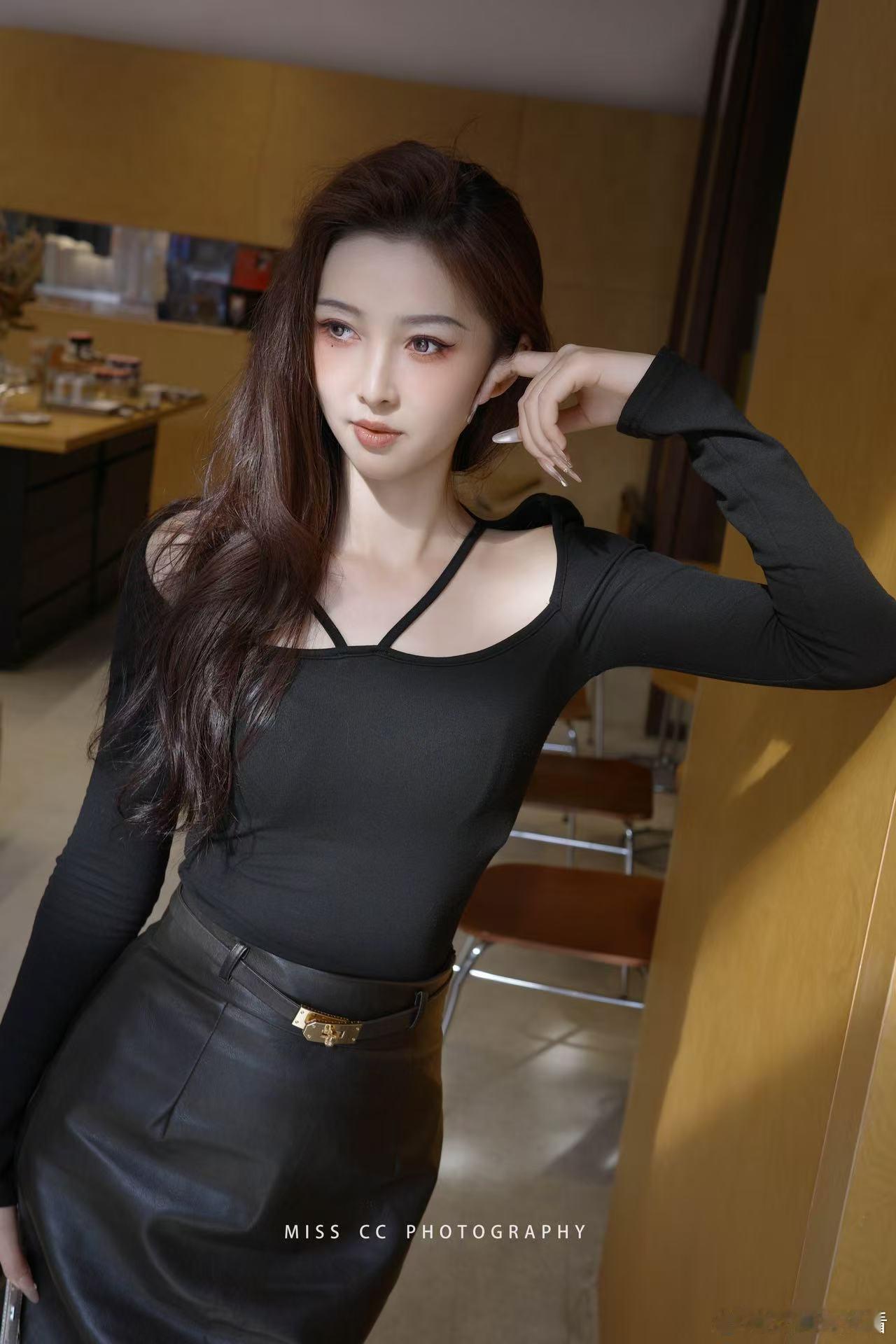 好看的小姐姐摄影师作品抄送