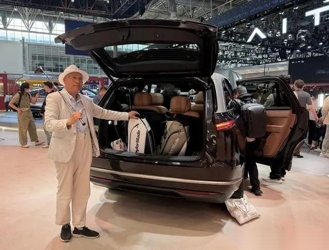 我突然理解，为啥德国人、日本人要发飙了！看了这次的北京车展，先说个最扎心的感受：