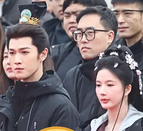 李昀锐刘些宁《归良辰》开机孟子义何与《百花杀》开播，这下真成换乘恋爱了，有一说