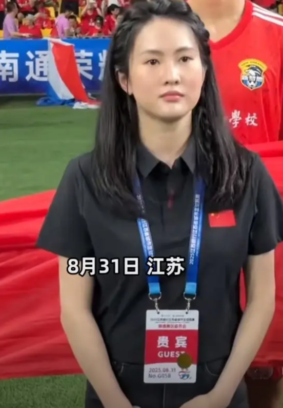 32岁的陈若琳，该做的一样没做，没成家，没结婚，没孩子，甚至连个恋爱都没谈，