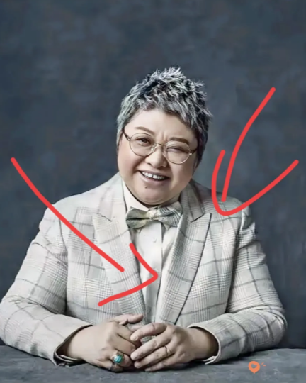 一觉醒来，韩红天都塌了，只是因为在节目里说要把观众当人，可能要面临赔偿。在