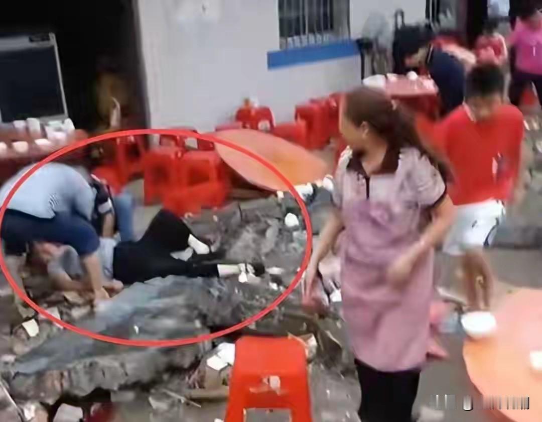 呼吁自媒体不要再报导“升学宴造成5死17伤”这件事了！无论是对主家和伤亡邻居