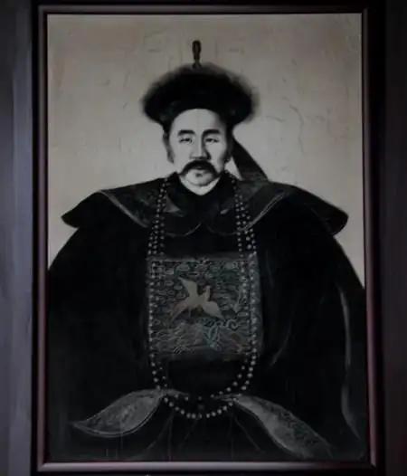 晚清首富胡雪岩，是如何获得左宗棠的信任的?说起晚清的红顶商人，胡雪岩绝对是头