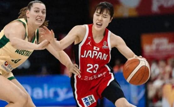 女篮世预赛疯狂一夜：积分榜乱了！中国女篮形势大好，日本2连败难了 3月12日