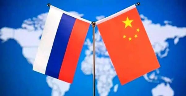 2025年7月下旬，俄罗斯前总统经济顾问安德烈·伊拉利奥诺夫在智库研讨会上抛出了