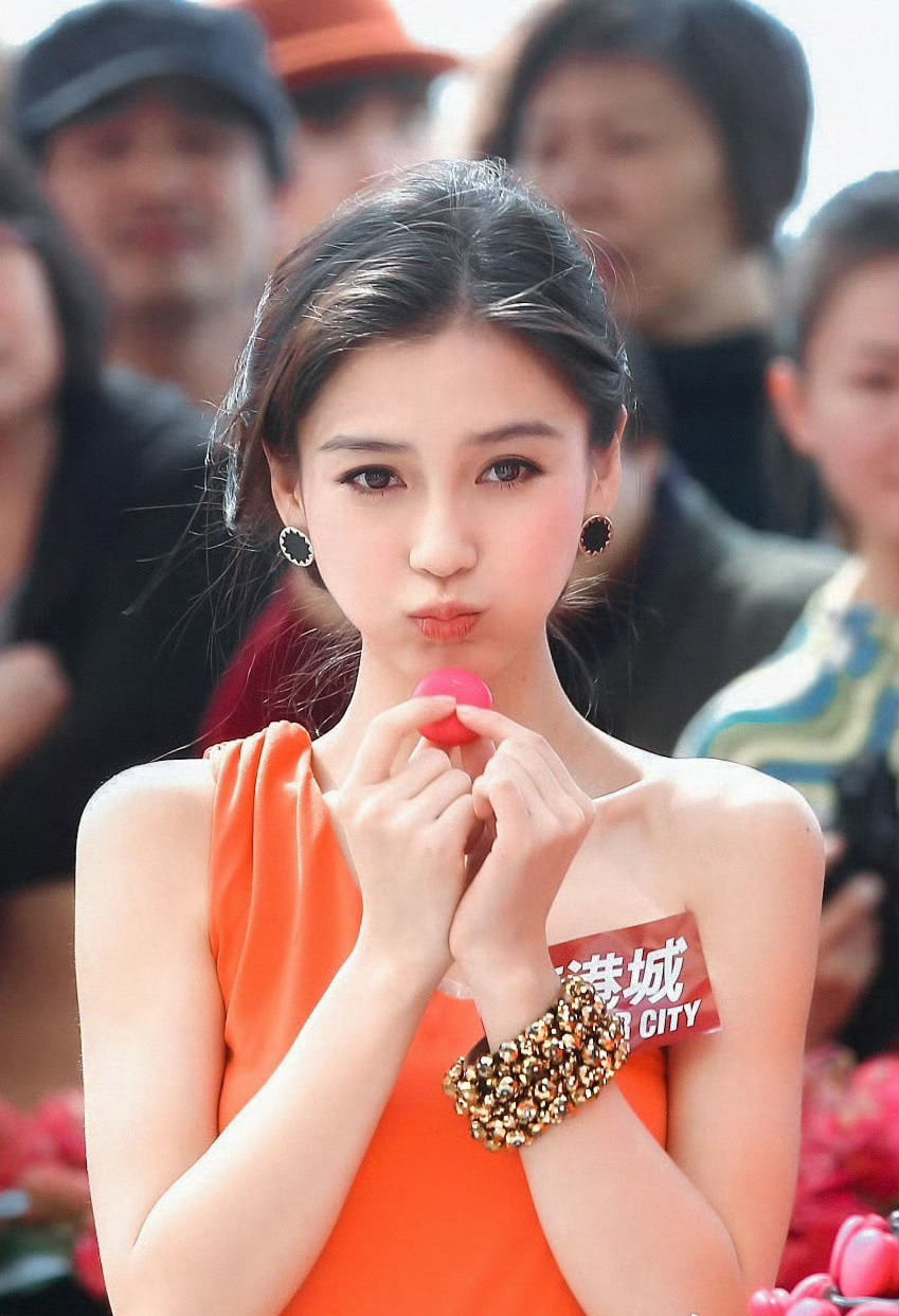 Angelababy和粉丝大合照angelababy​​​
