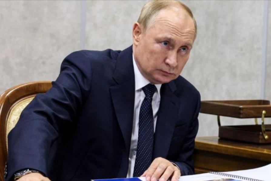 英法越界！俄本土遭导弹袭击，普京怒召大使，西方援乌游戏升级