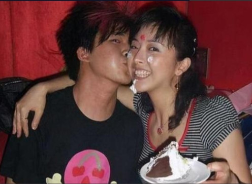 当年，太张伟举办生日宴会，请来一众好友，酒足饭饱后正要结账，他发现没带钱包，便让