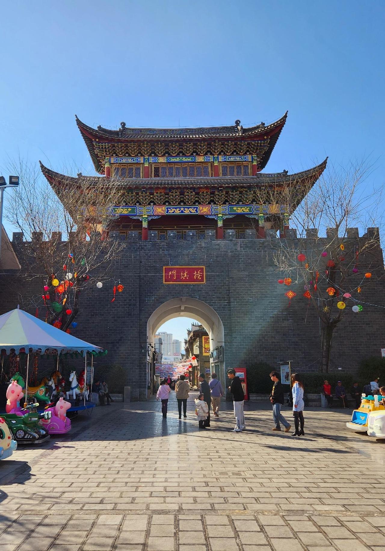 云南市井烟火与百年古韵古城，昭通美景攻略！昭通古城美景和美食推荐：1、抚镇