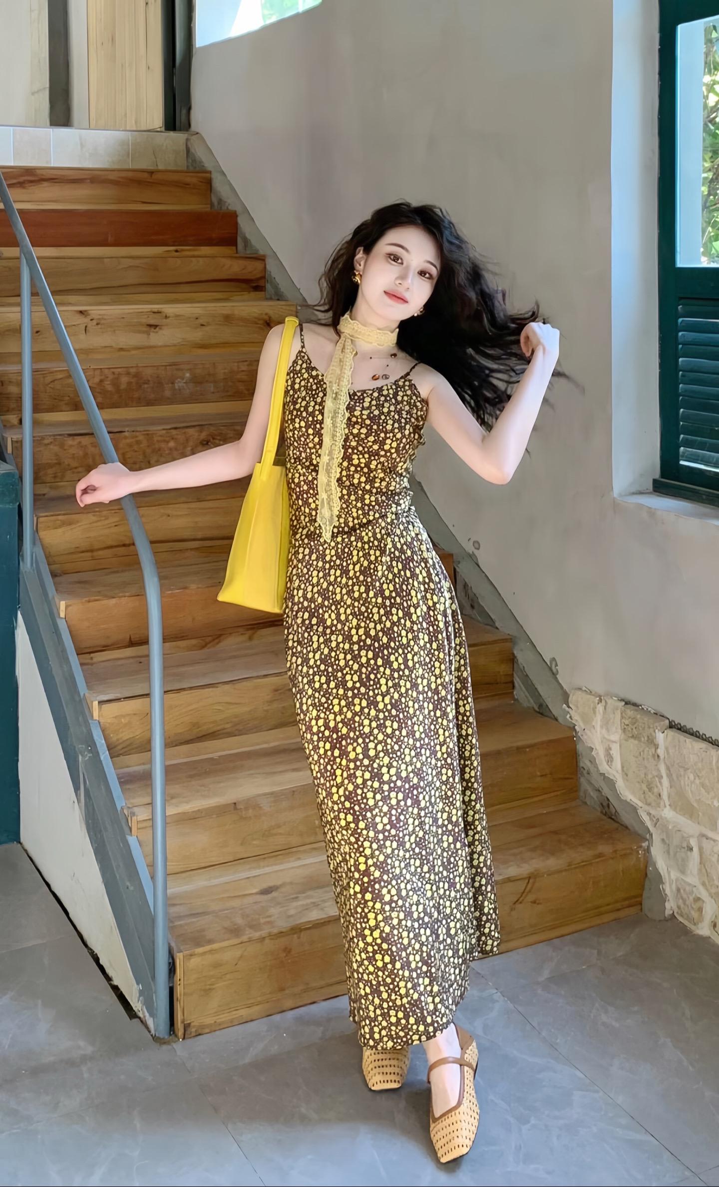 夏日穿搭 时髦精的ootd 出游穿搭 气质穿搭 碎花裙