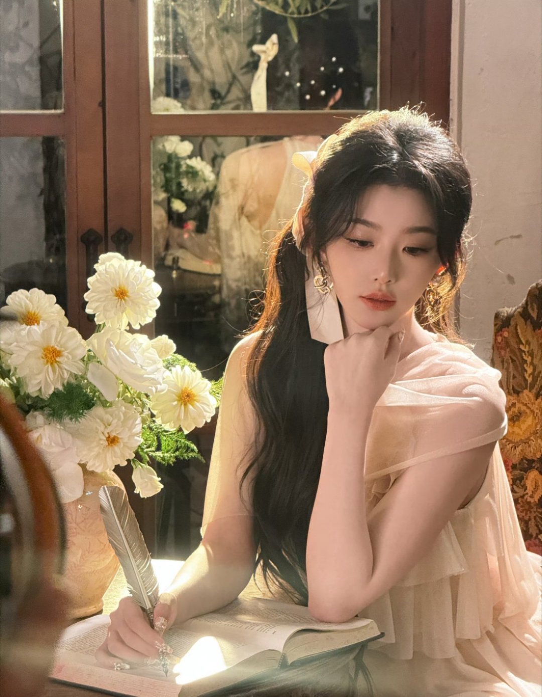 孔雪儿你知道吗！姐姐你最近美成神啦！！！🙌🙌​​​