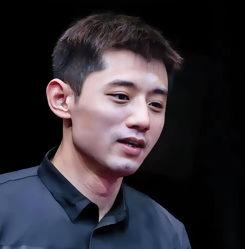 张继科是真的后悔了。曾经手握无数冠军荣耀，却因性格与风波跌落，无缘荧幕与商业代