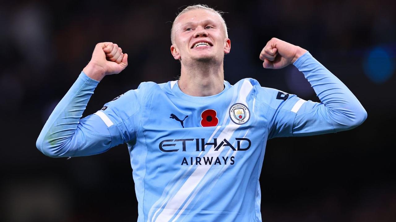 高效杀手！10场比赛打进13球！哈兰德继续保持恐怖的进球效率，在曼城3-1伯恩