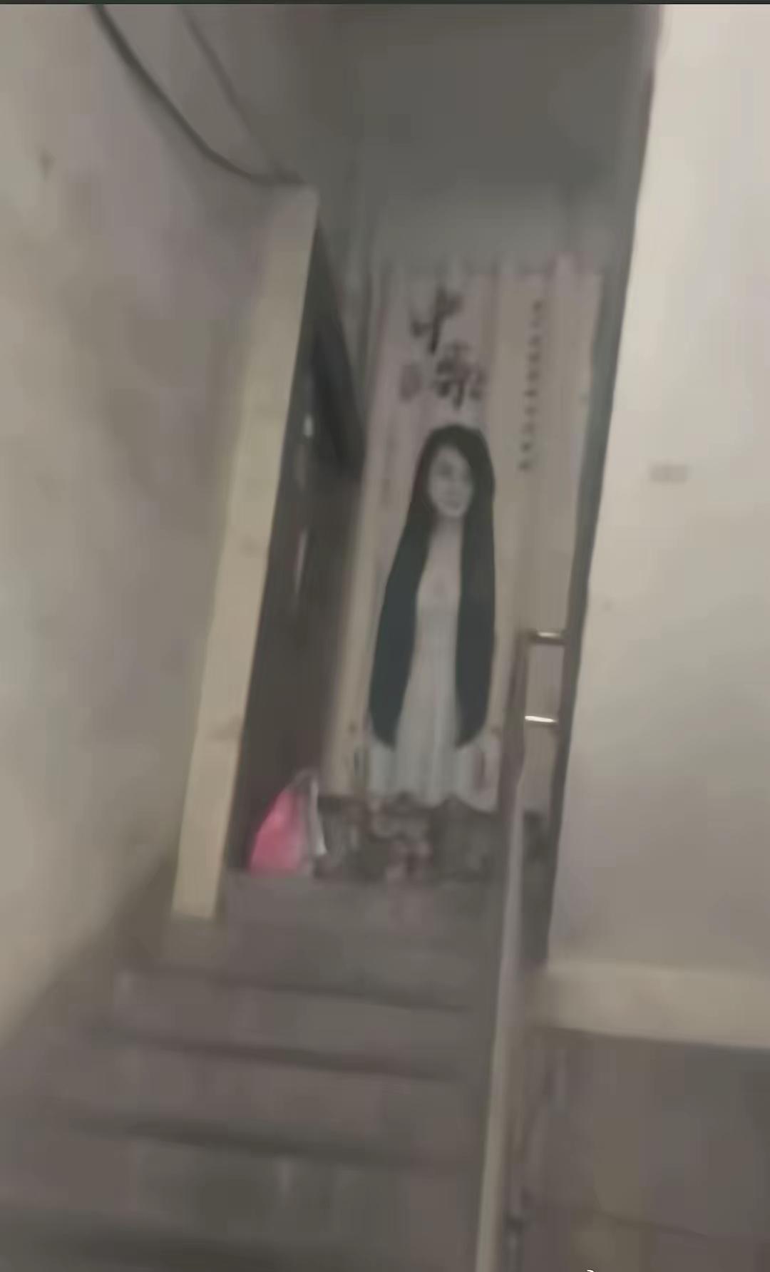 这种门帘有点缺德呀[捂脸哭]想吓谁呢？