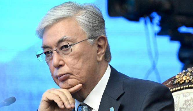 托卡耶夫：哈萨克斯坦目前不需要加入金砖国家今天接受半岛电视台采访时，记者询问