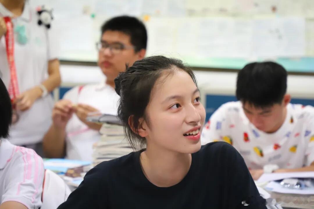 心动的信号8早期的卢远线下可爱青涩的少女线上的服装少女不要借鉴心动的信号​​​