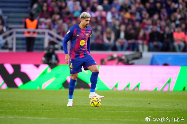 欧冠1/8决赛首回合比赛，阿劳霍首发出战，巴萨客场1-1战平纽卡，阿劳霍赛后接受