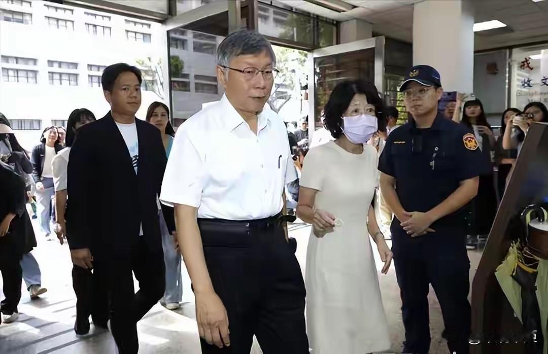 柯文哲今（8日）在脸书发文表示，司法应该要秉持无罪推定原则，结果他们却是先把我抓
