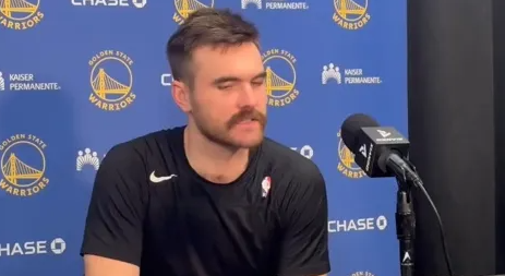 NBA常规赛湖人对阵勇士的比赛已经结束，最终湖人105-99战胜勇士。此役，勇