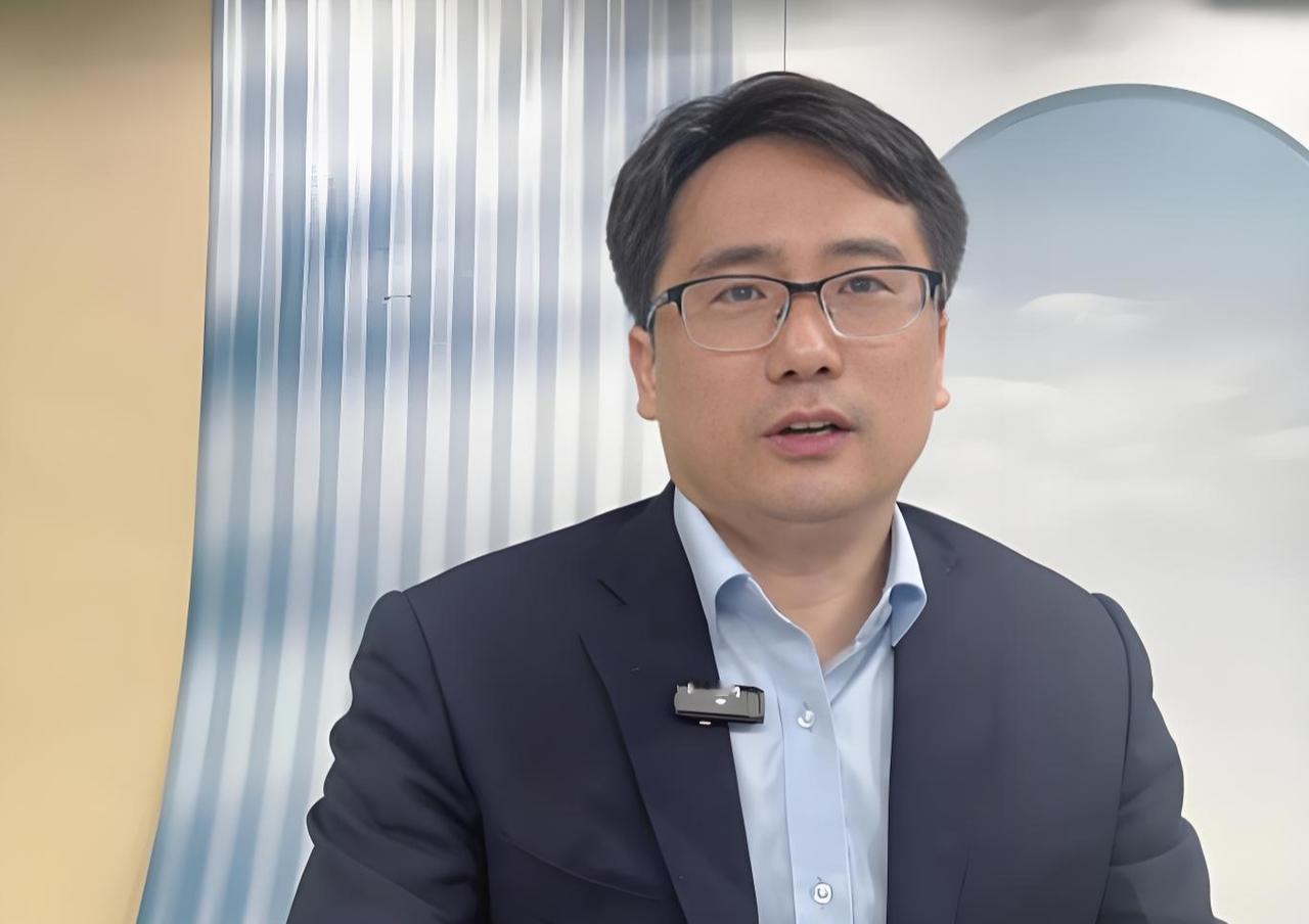 赚钱秘诀！杨德龙教股民投资，投资必须不断的学习，股民不去学习的话，认知比别人低，