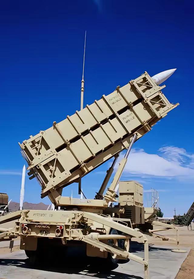 特朗普发愁了，售台这批110亿美元的武器可能完不成了。运输都成问题了。昨天，