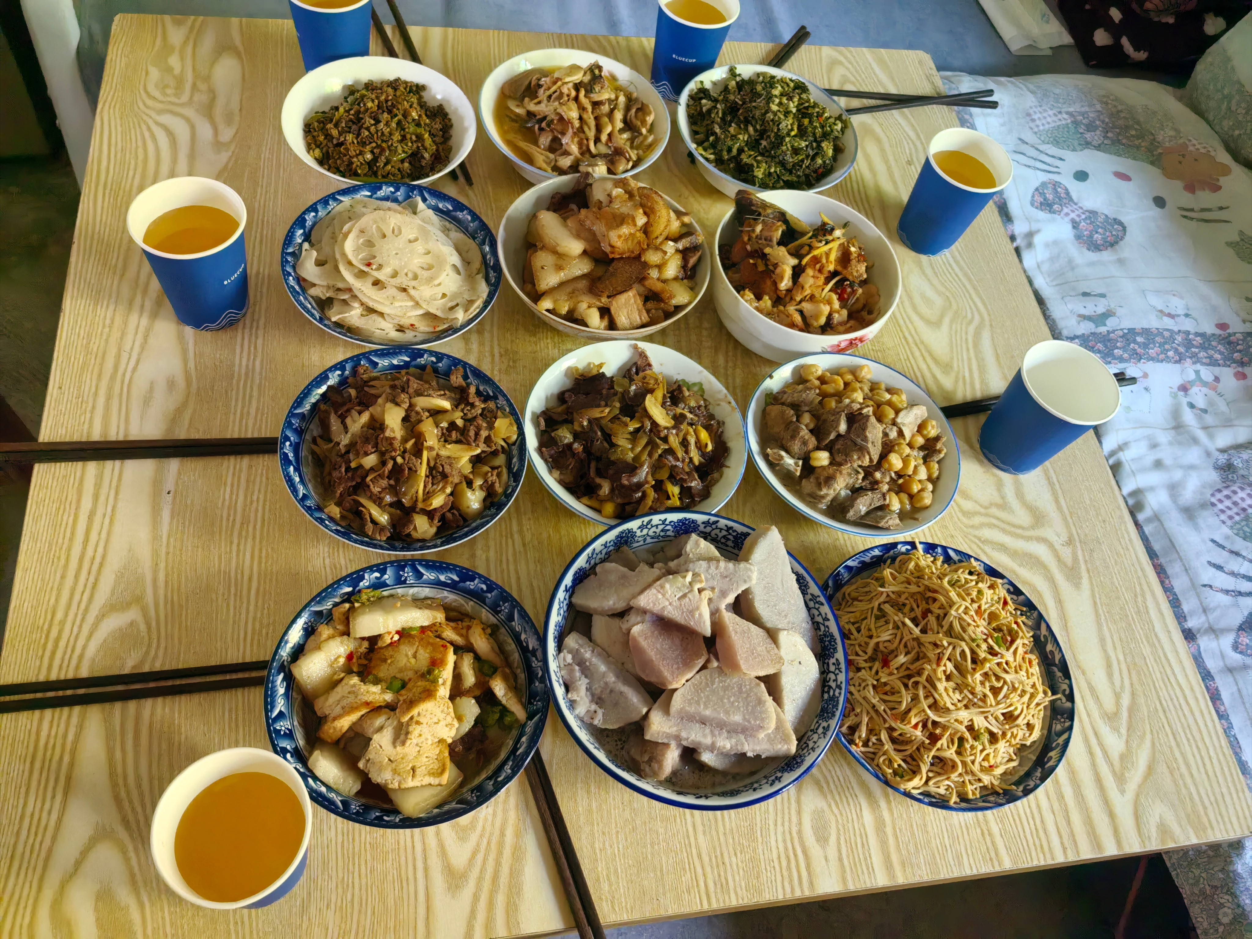 青橙扶持计划鹰嘴豆炖排骨好吃的！​​​