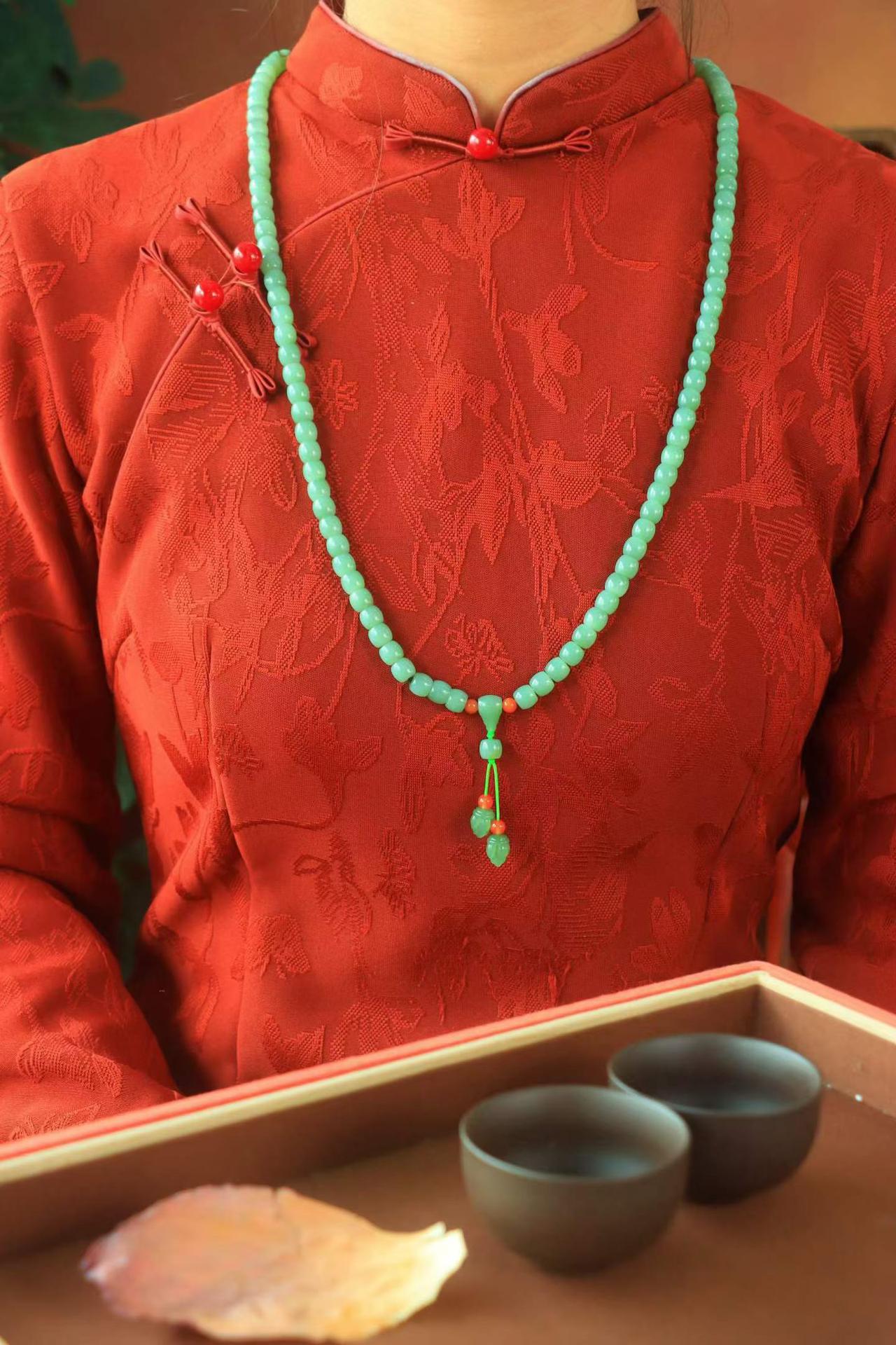 〈老型珠·项链〉精品和田玉粉青碧玉项链🌹玉质温润细腻佩戴舒适～间关莺语花