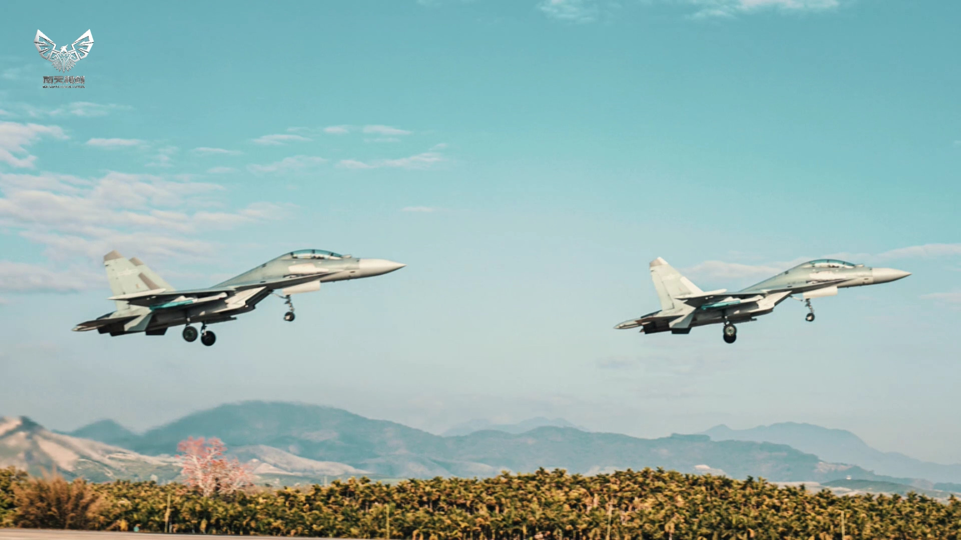 南海歼-16，机腹霹雳-15烽火问鼎计划制胜空天