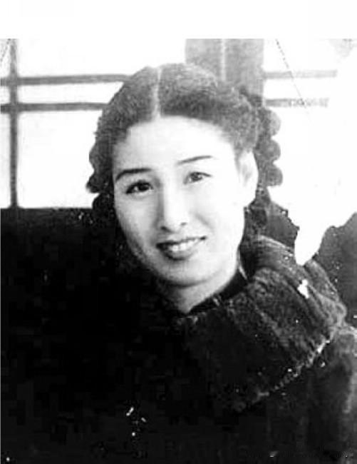 李士群与叶吉卿在汪伪76号臭名昭著的汉奸群体中，李士群与叶吉卿这对夫妻，有